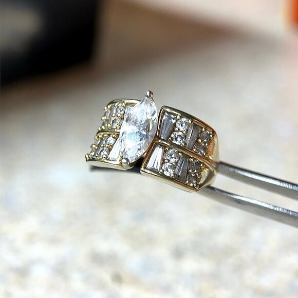 Sparkling Marquis Center Cut Cz Ring - Picture 5 of 11